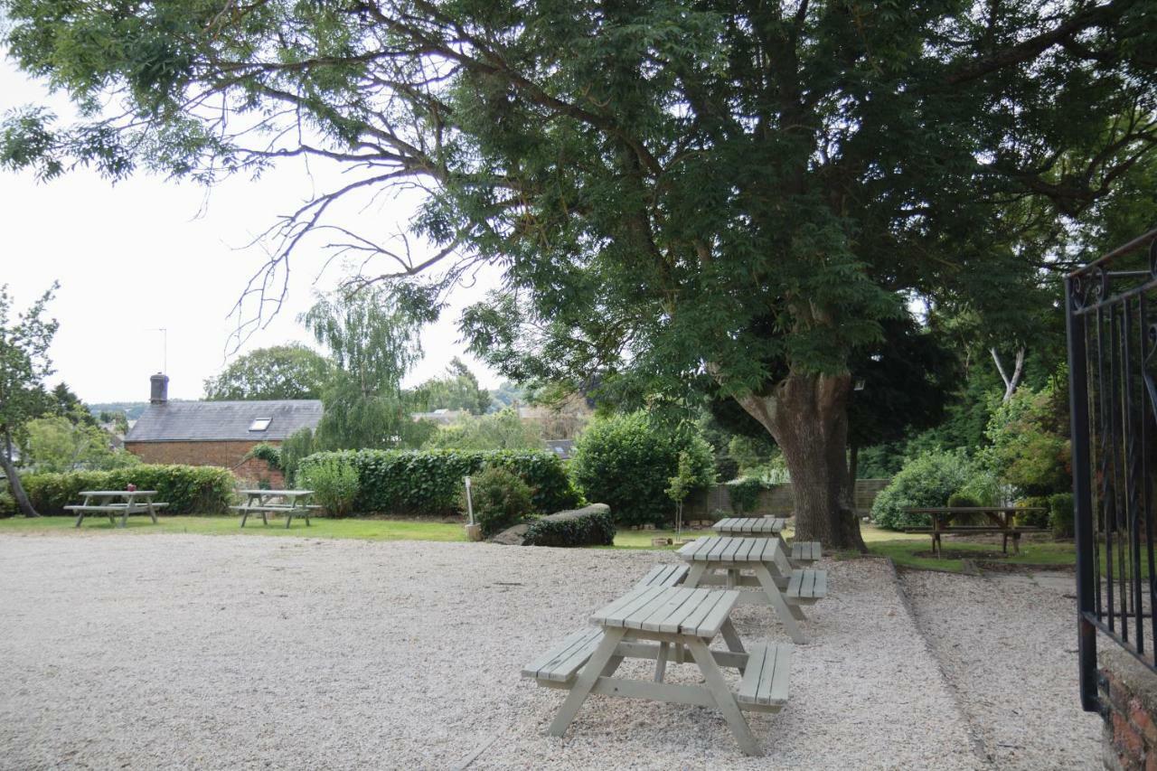The Sun Inn At Hook Norton Exterior photo